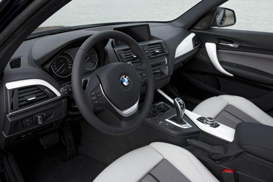  BMW 1-Series 2012 года  (фото 123 из 161)